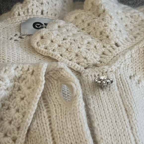 GiGi Knitwear Dolly 100% Merino Wool Cardi in Cream Small - Picture 13 of 13